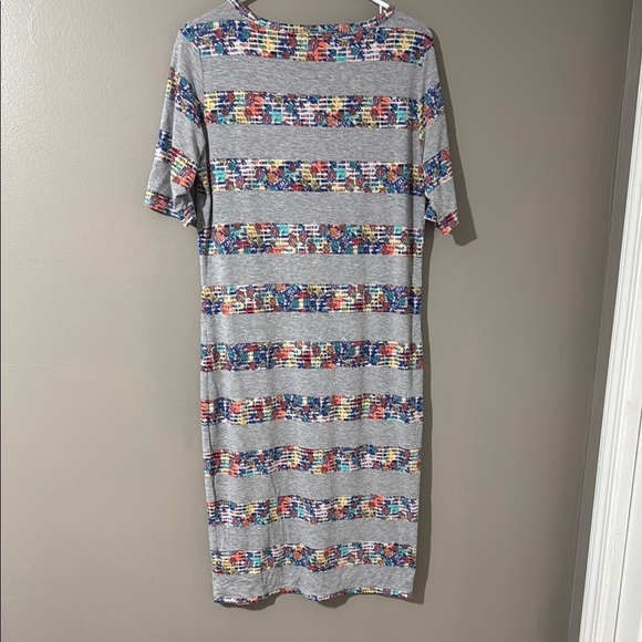 LuLaRoe Gray Midi Sheath Dress Short Sleeve Crew Neck - Picture 3 of 6